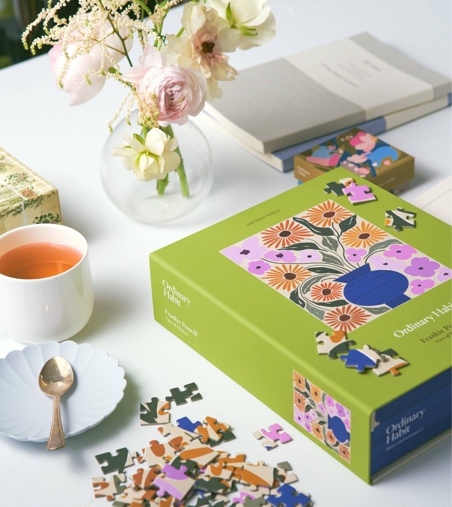 Ordinary Habit - Vase of Flowers - 500 Piece Puzzle