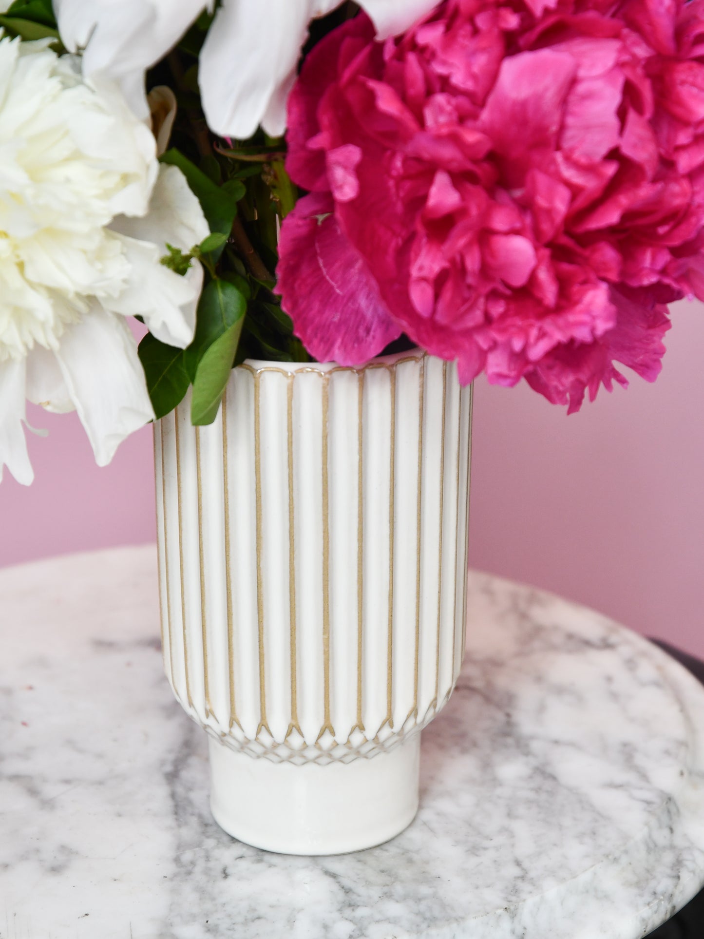Astor Vase: 4" x 8"