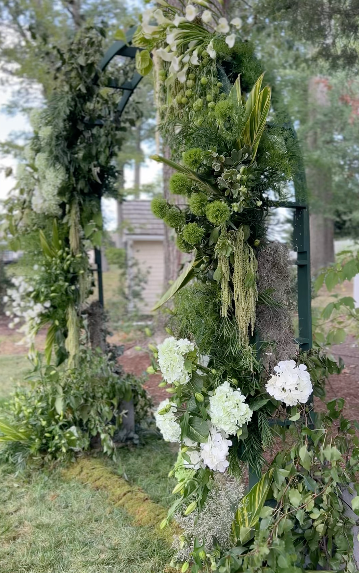 A Fairytale Wedding at a Private Residence: Designing for a Bride in the Events Industry