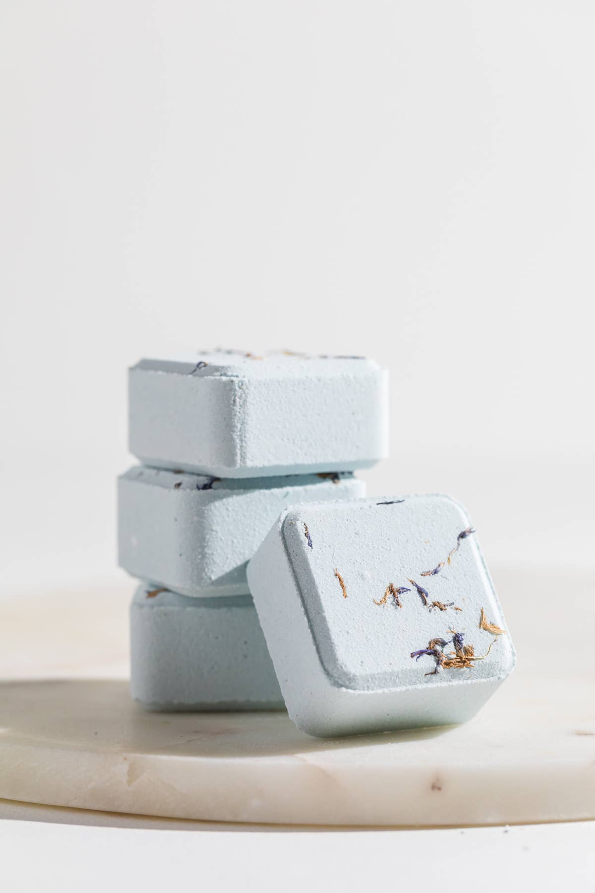Wildflower Rituals - Mist Botanical Shower Steamers - Jasmine Lavender Tea Tree