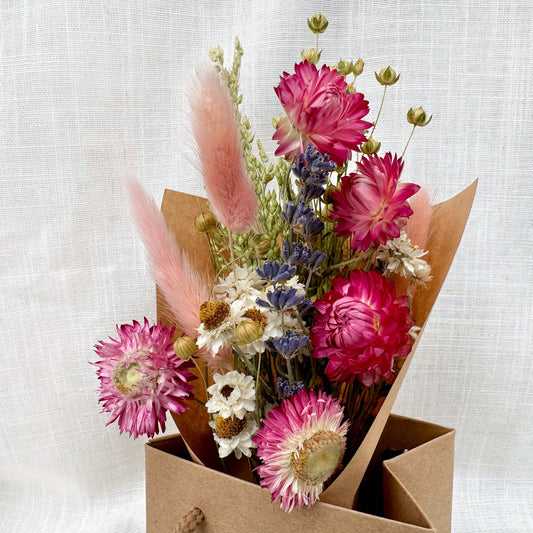 CA Studios - Happy Mother's Day Bouquet Bag Dried Floral Gift: Happy Mother's Day Bouquet 1