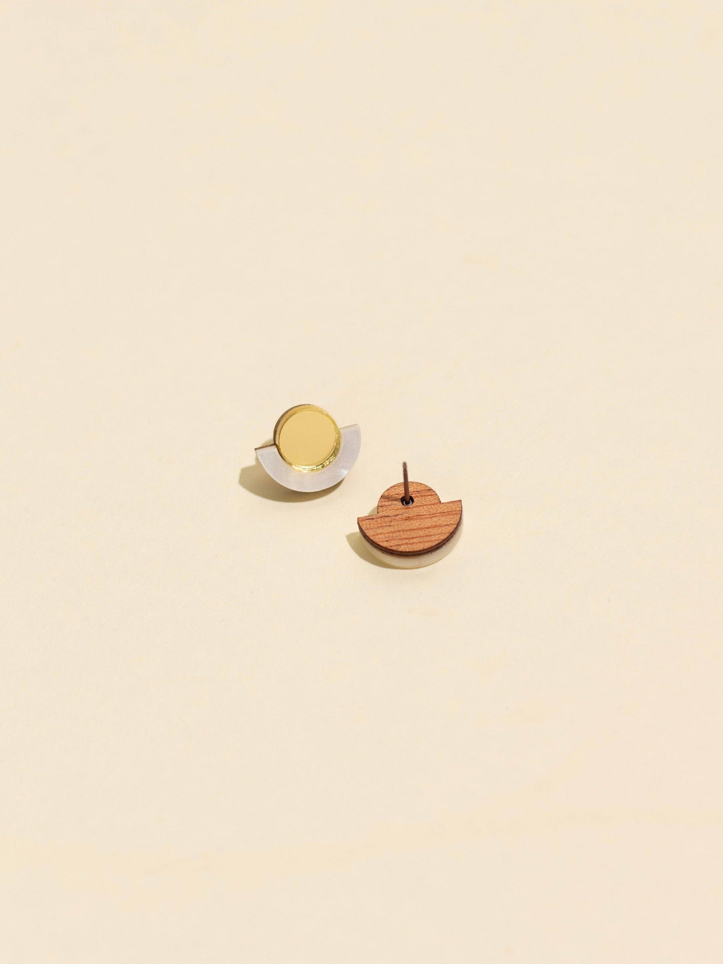 Moon-Seed - Demi - White + Gold Minimalist Acrylic Stud Earrings