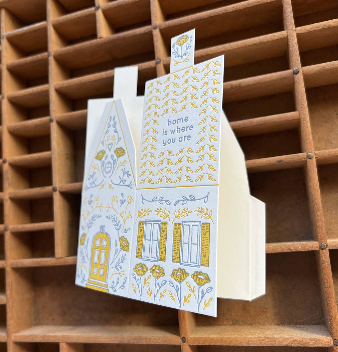 Blackbird Letterpress - Home is where you are 3D house card