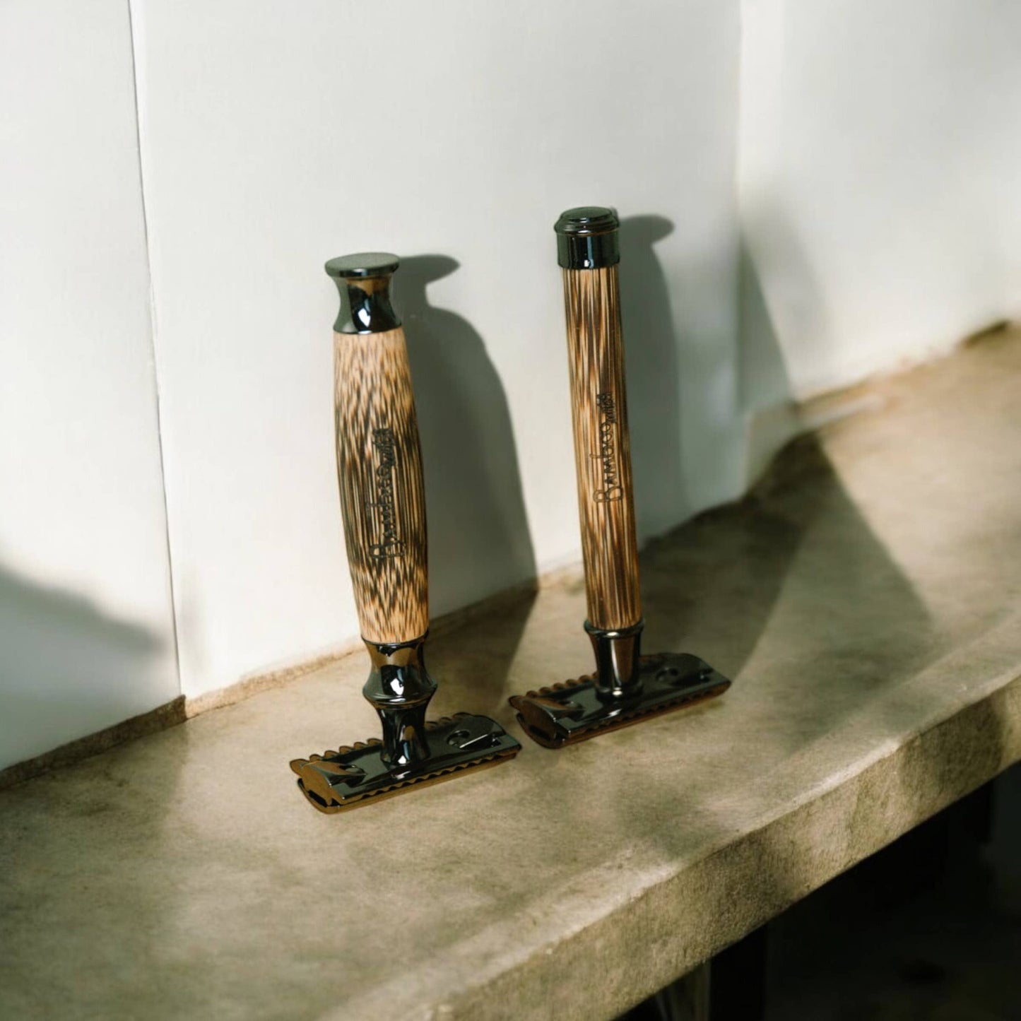 Bamboo Switch - Bamboo Stainless Steel Safety Razor | Faire Market : Curved Handle