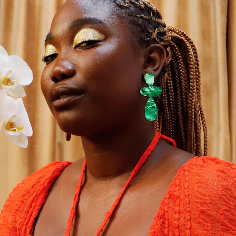 W & M - Ana Earrings Emerald