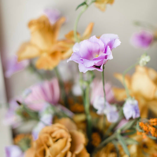 Flower Arranging Basics with Spring Flowers – May Workshops