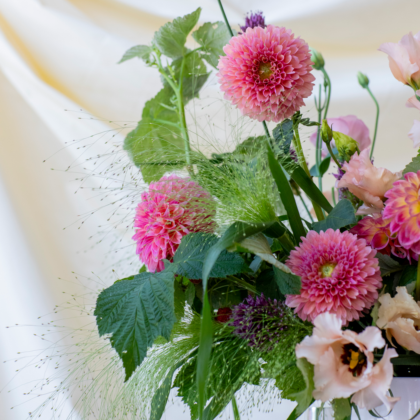 Flower Arranging Basics with Summer Flowers – July Workshops