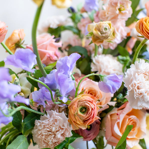 Flower Arranging Basics with Spring Flowers – April Workshops